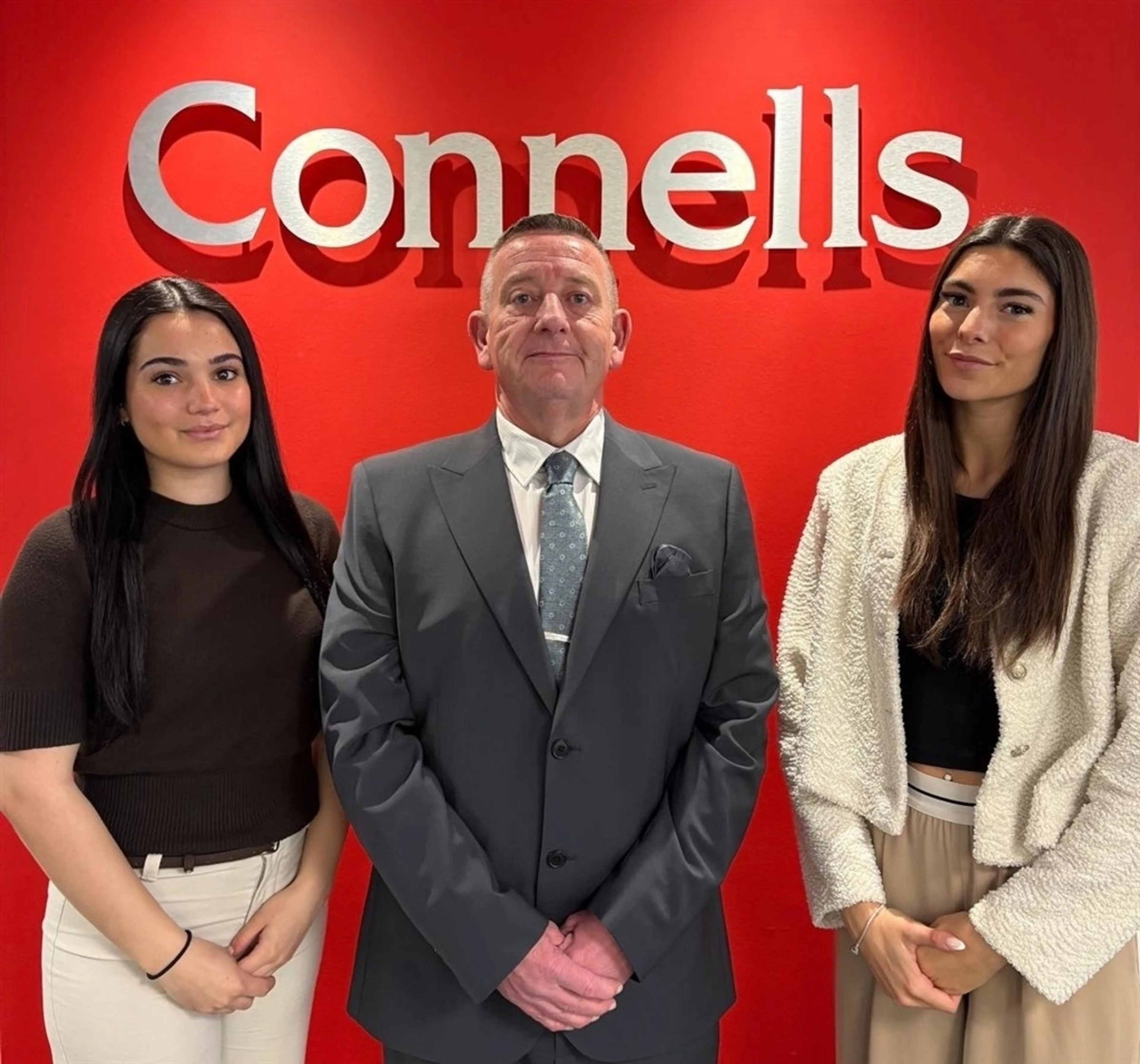 Meet Our Sales Team
Whether you're searching for your dream home or preparing for your next move, our dedicated team is here to support and guide you.