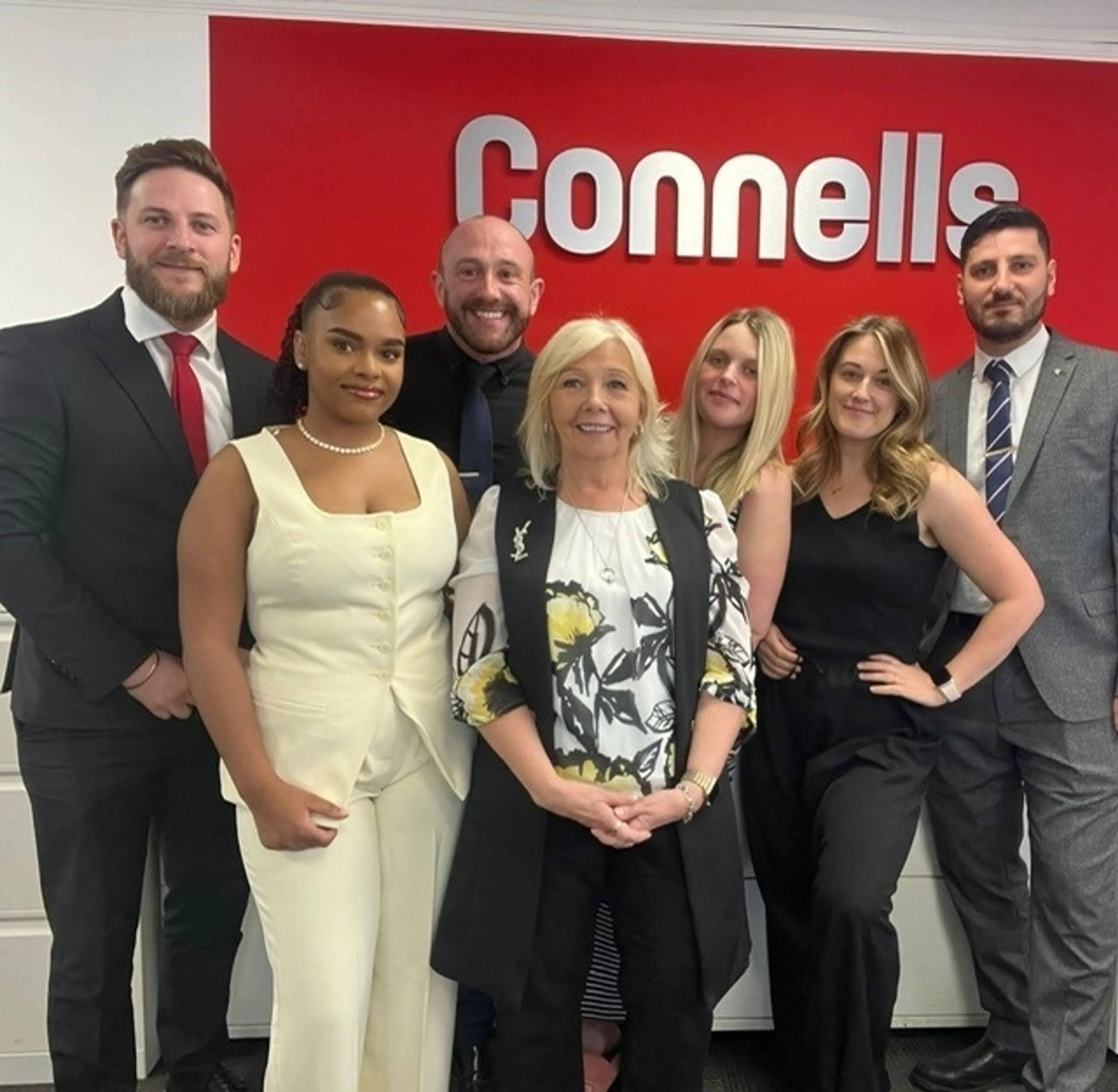 Our experienced sales team in Leighton Buzzard offer advice on buying and selling in Leighton Buzzard, Heath and Reach. Wing & surrounding area.