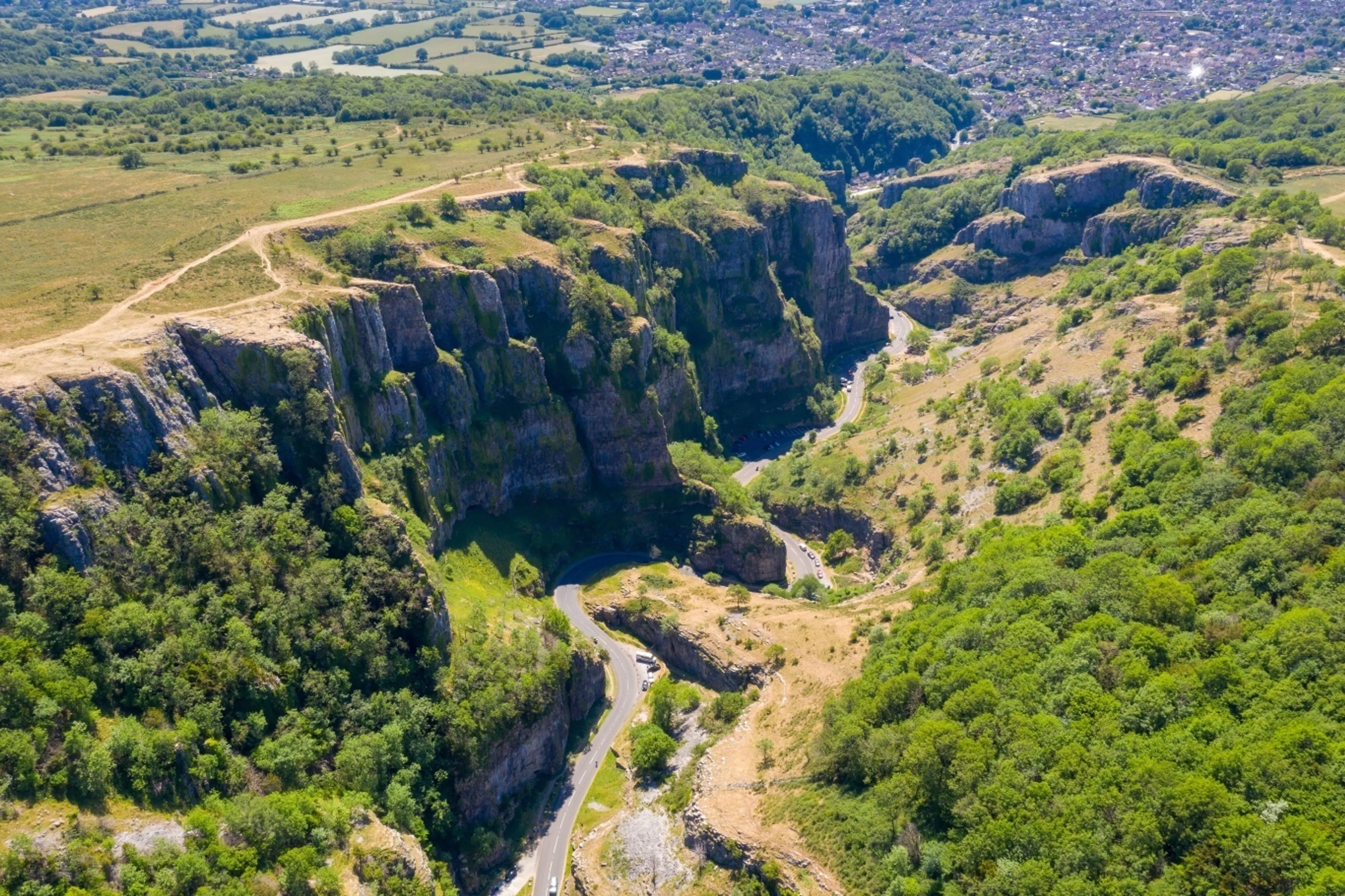 https://mr0.homeflow-assets.co.uk/files/branch_photo/image/6870/1568/_x_/Cheddar.jpg