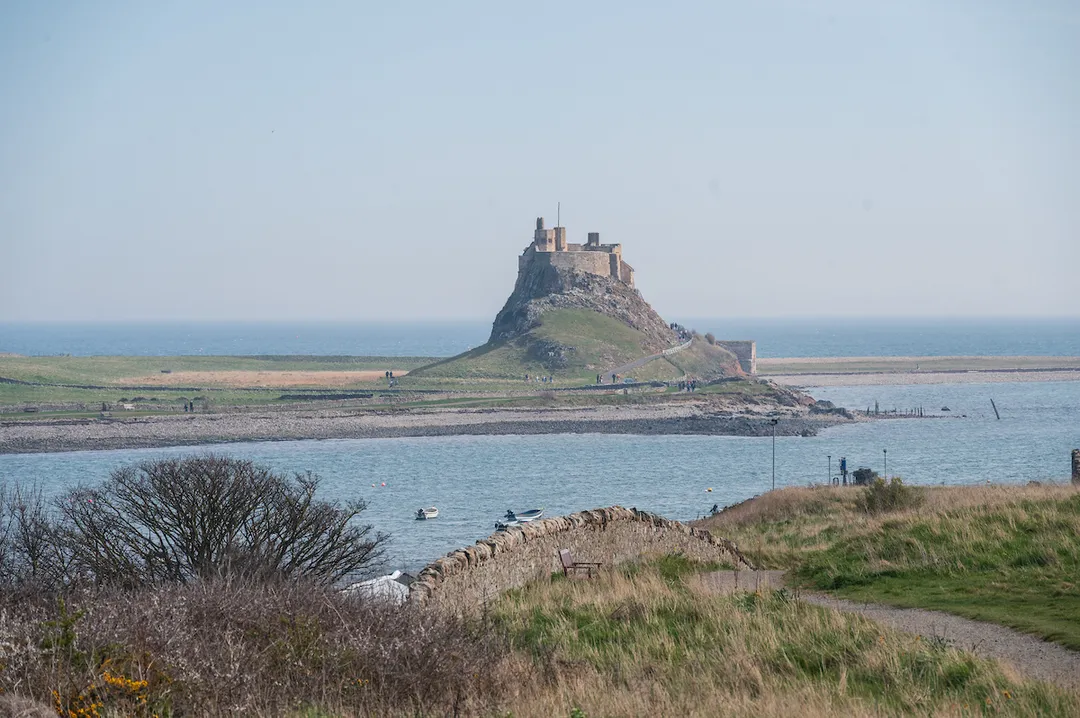 https://mr0.homeflow-assets.co.uk/files/media/image/0000/0000/0a7e4ad32374f0e4ac3360eb41f73f39/HolyIsland-021.jpg