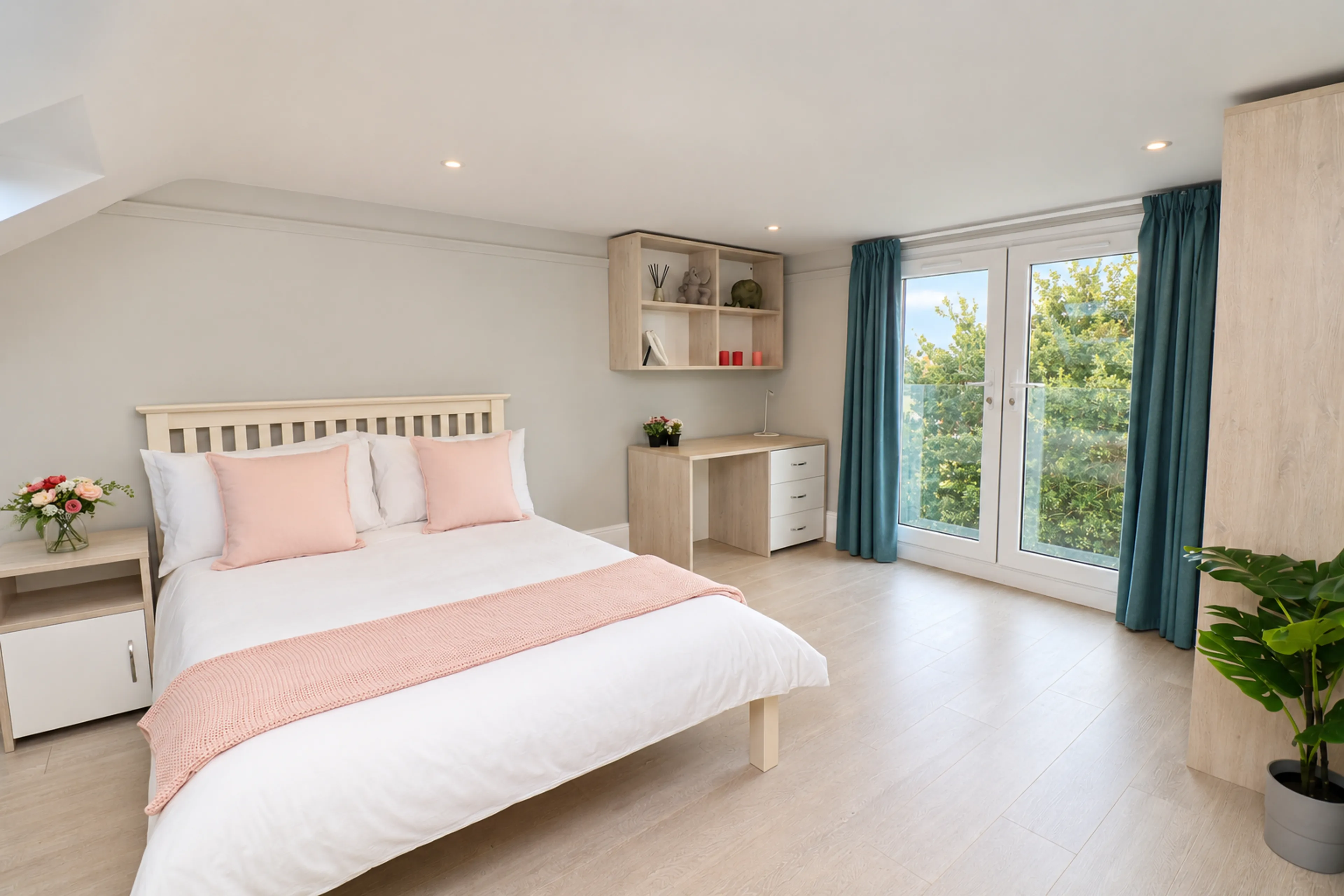 https://mr0.homeflow-assets.co.uk/files/media/image/0000/0000/27271a956f1817d728bc9518f1fcffa1/Bright-Blush-Bedroom-with-Balcony-Views.png