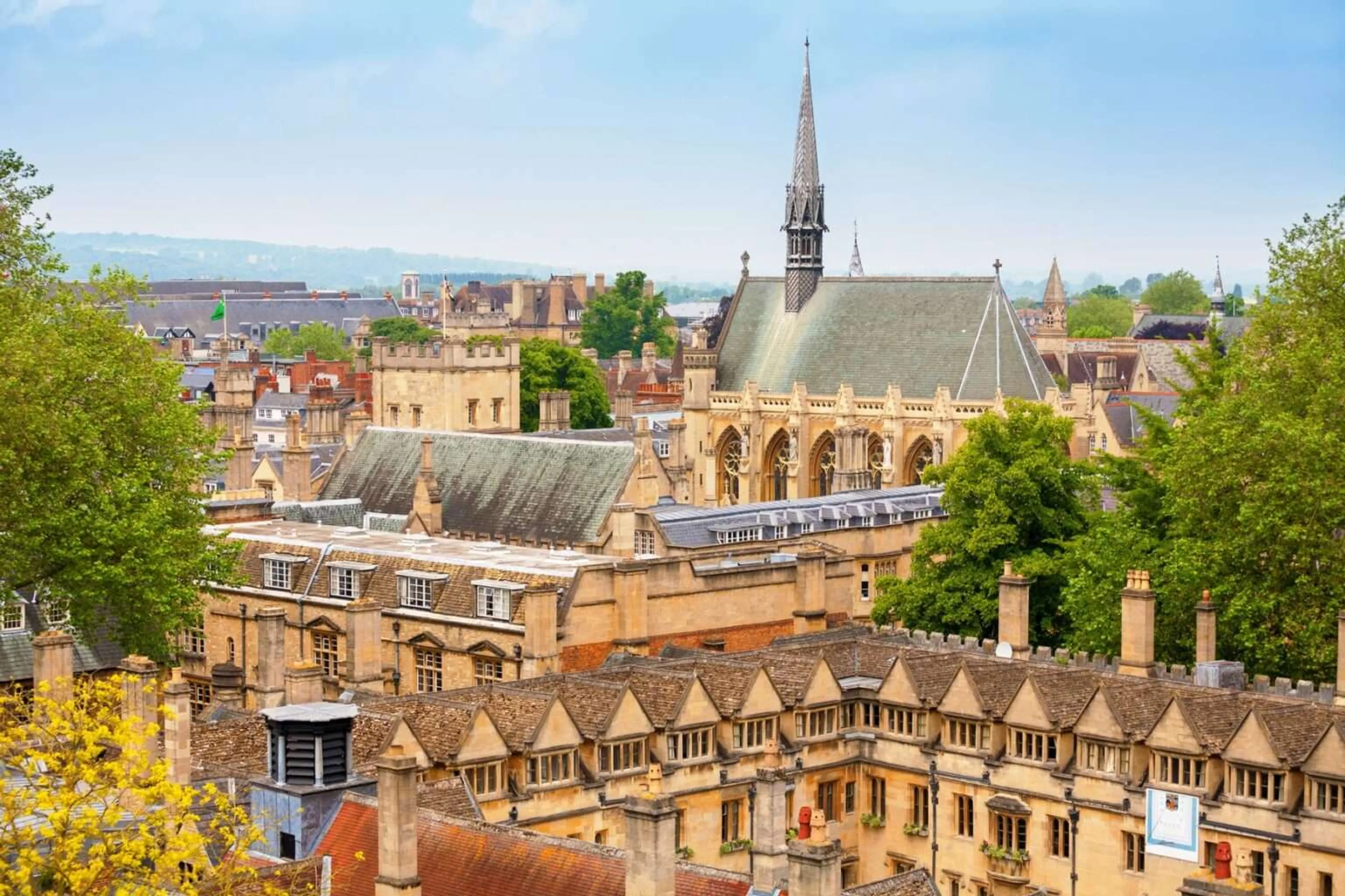 https://mr0.homeflow-assets.co.uk/files/media/image/0000/0000/3a37a8ba01f7043a10884eb63dbc036f/Summertown-oxford-1536x1024-min.jpg