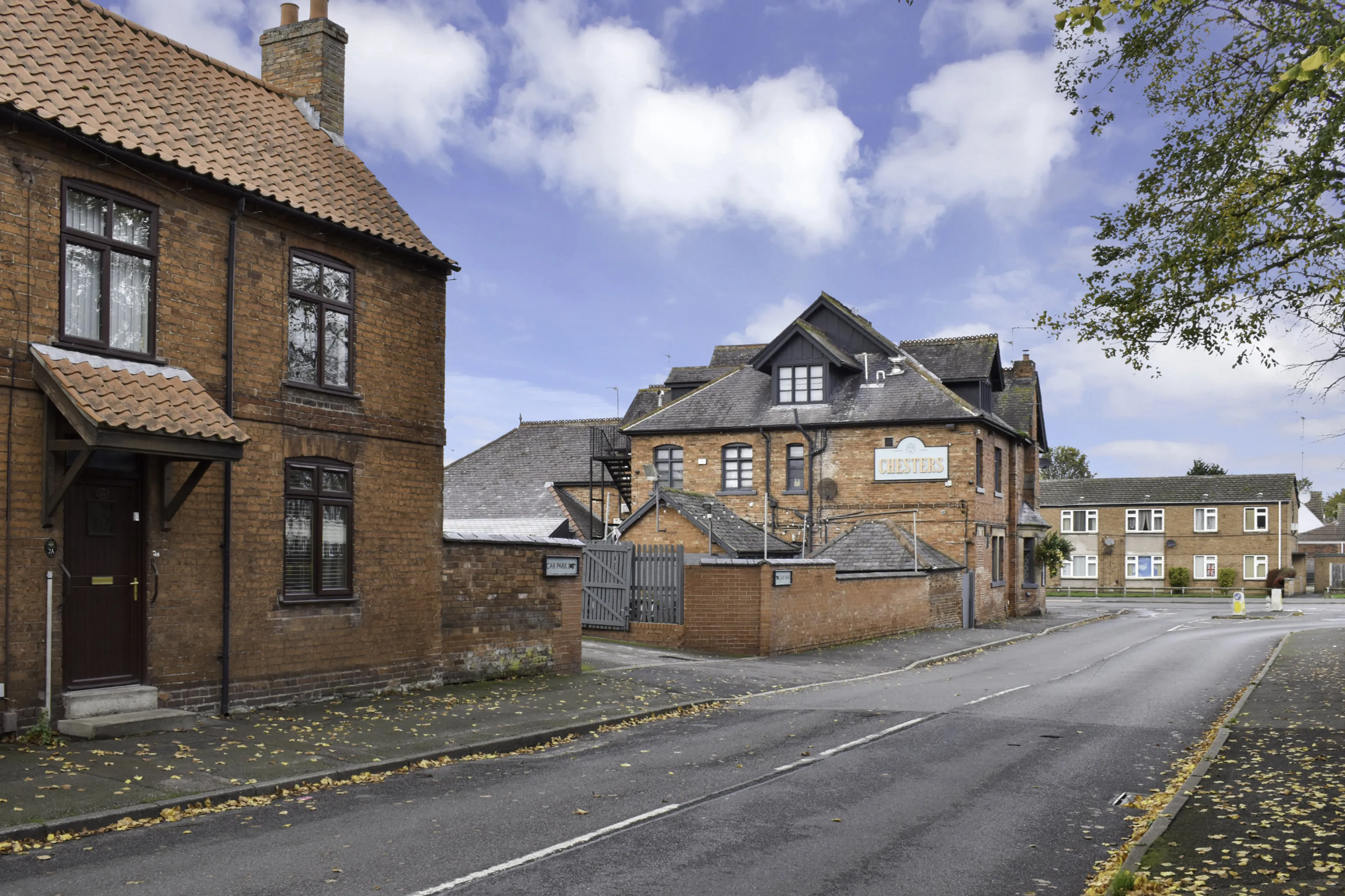 https://mr0.homeflow-assets.co.uk/files/media/image/0000/0000/95619bb7db9d256cdebbb57dc5897092/Balderton.jpg