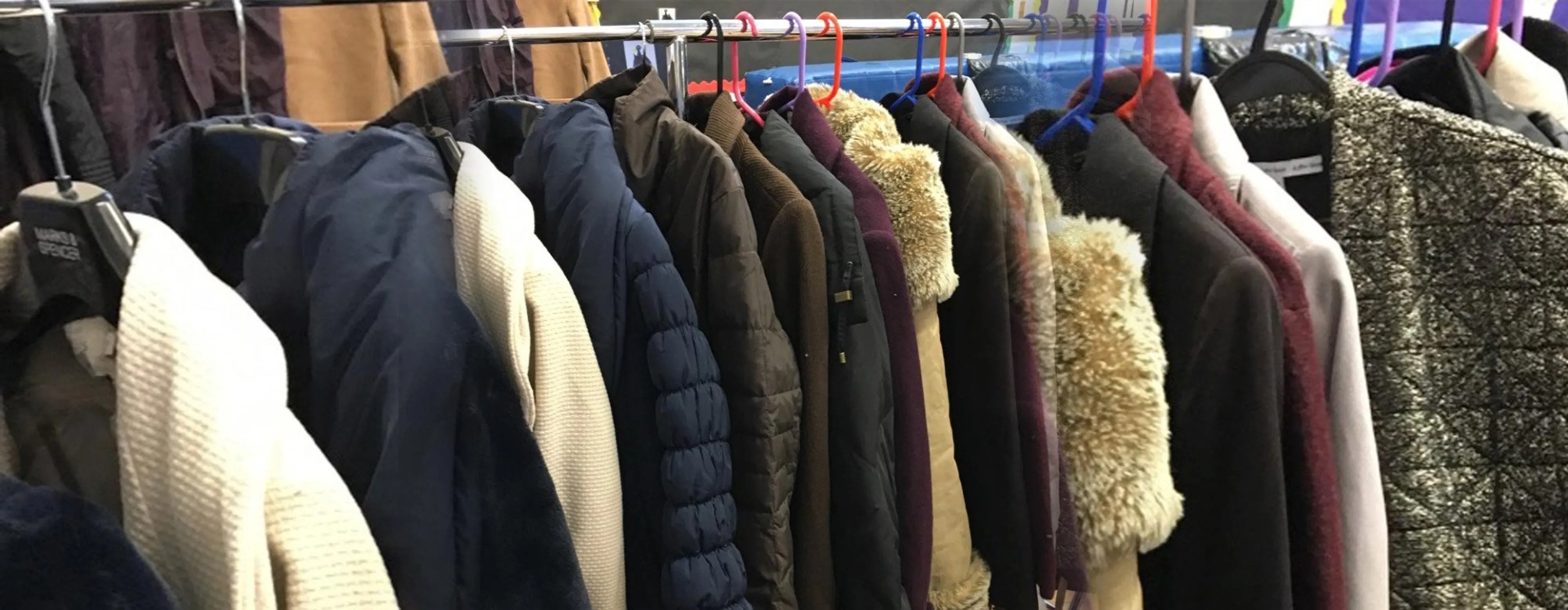https://mr0.homeflow-assets.co.uk/files/media/image/0000/0000/ba3da489f7490a2c60d6b8f1aa65651d/Coats.jpg