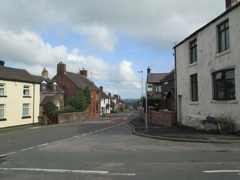 https://mr0.homeflow-assets.co.uk/files/media/image/0000/0000/270e54087f8b8db129efa77ef461f199/Wetley-Rocks.jpg