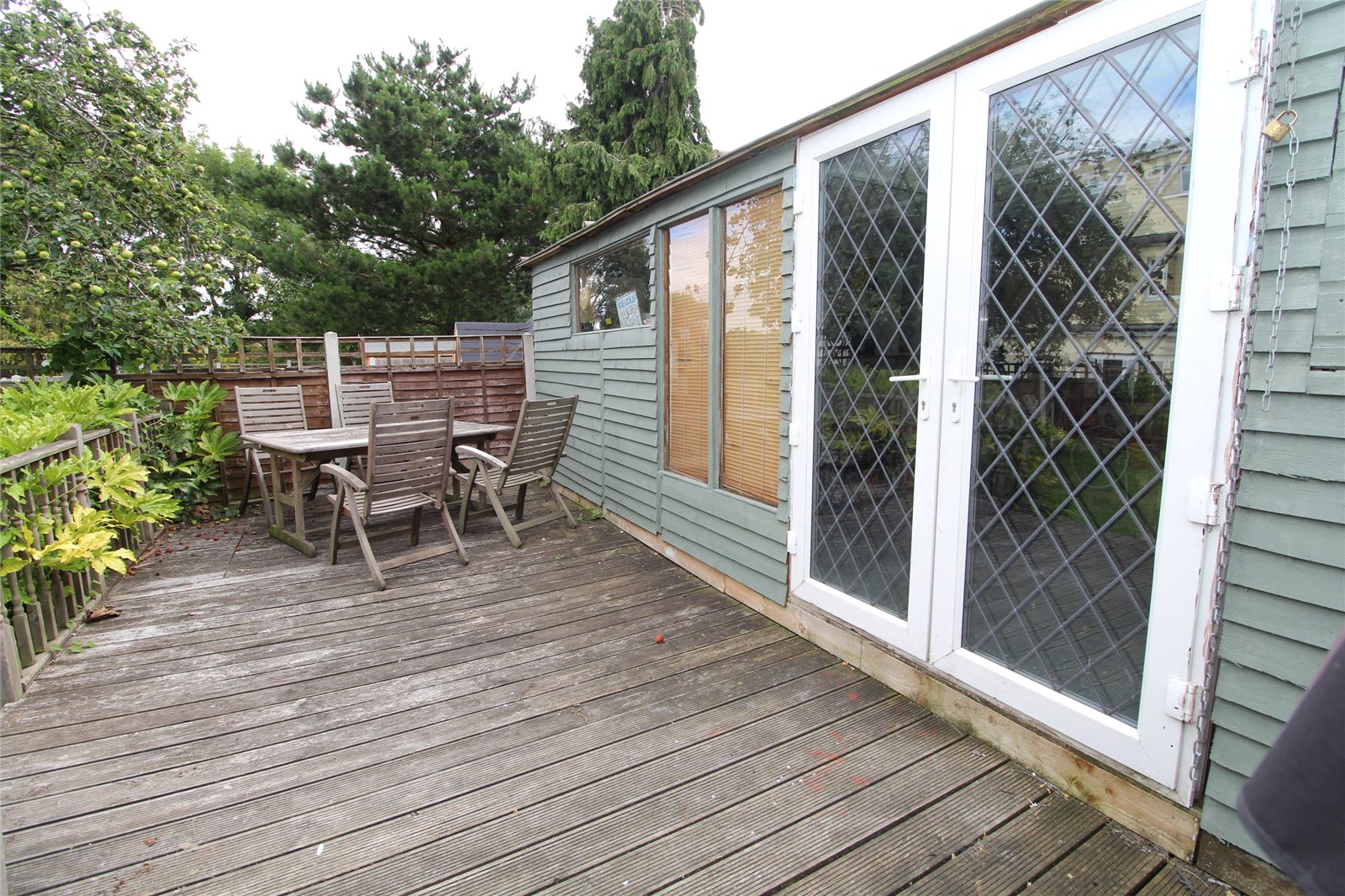 3 bedroom property for sale in Sandhurst Crescent, LeighOnSea, Essex