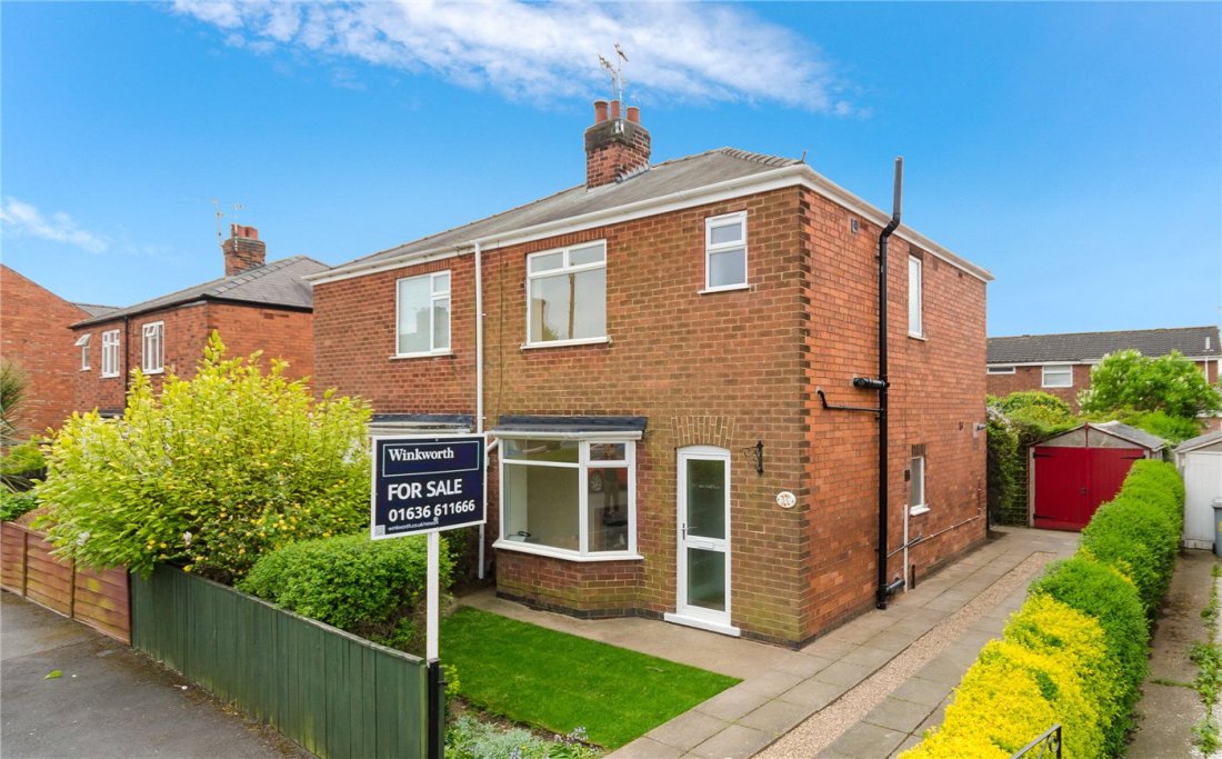 3 bedroom property for sale in Milton Street, New Balderton, Newark