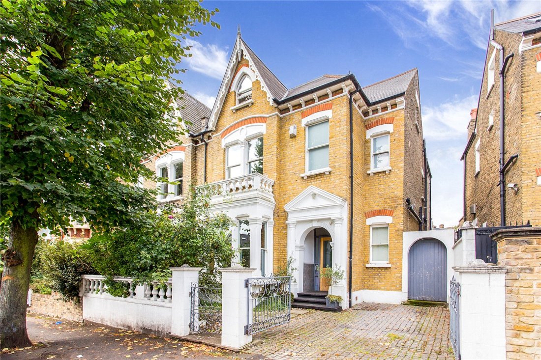 5 bedroom property for sale in Granville Road, London, N4 £2,100,000