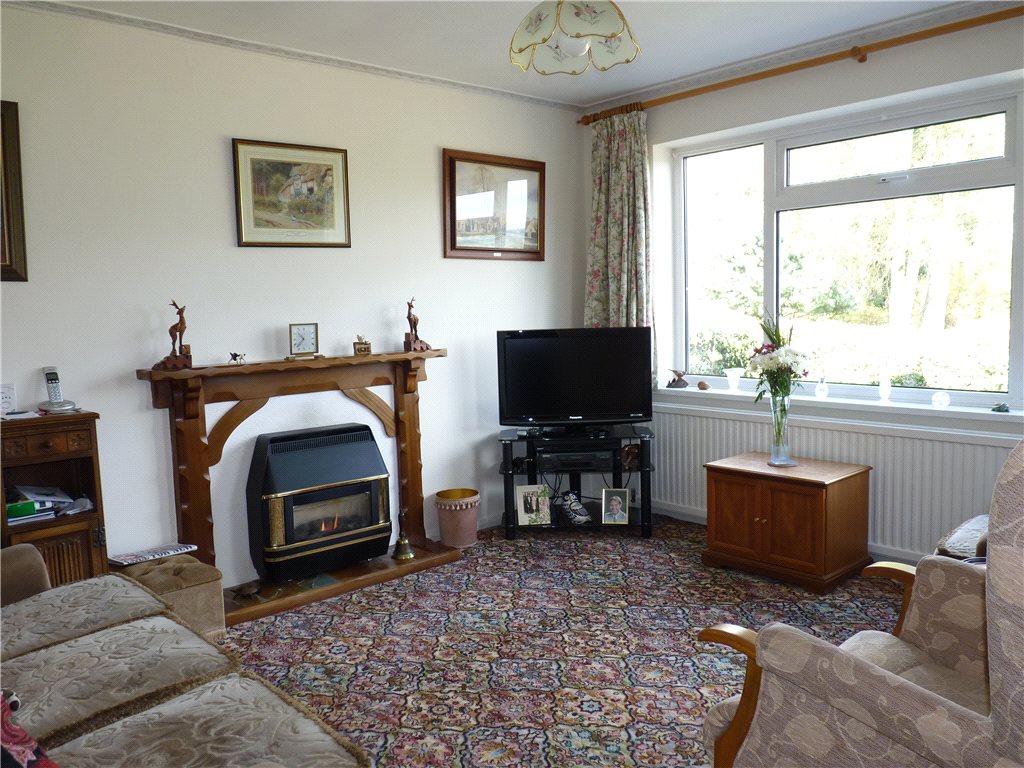 2 bedroom property for sale in Oaklea, Shann Lane, Keighley, BD20 £