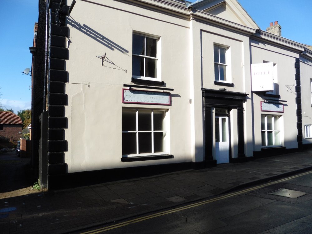 property to let in Oak Street, Fakenham, Norfolk £16000 pa