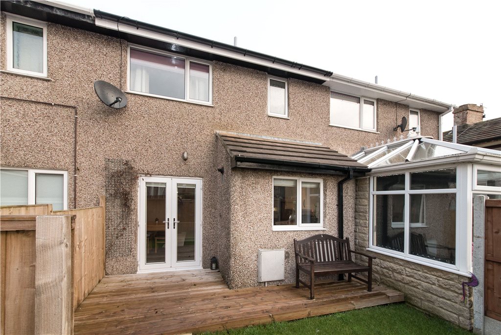 3 bedroom property for sale in Park Road, Cross Hills, Keighley, BD20