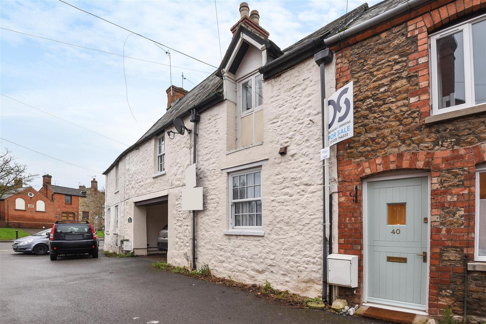 1 bedroom property for sale in Lechlade Road, Faringdon Guide price £157,500