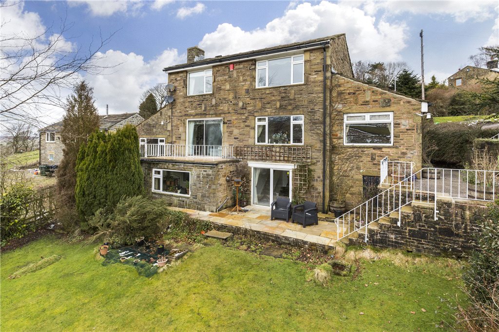 4 bedroom property for sale in Moorside, Denholme Road, Oxenhope, BD22 £350,000