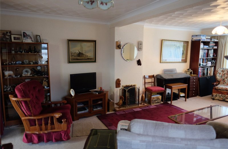 3 bedroom property for sale in Windsor Avenue, Newton Abbot, Devon