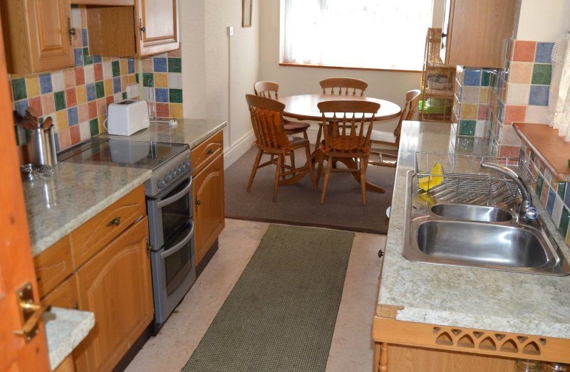 3 bedroom property for sale in The Avenue, Newton Abbot, Devon, TQ12