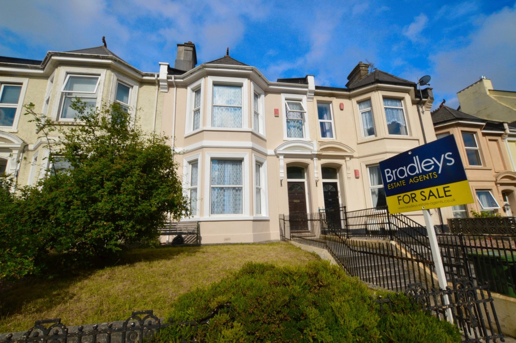 4 bedroom property for sale in Saltash Road, Keyham, Plymouth, PL2 Guide price £155,000