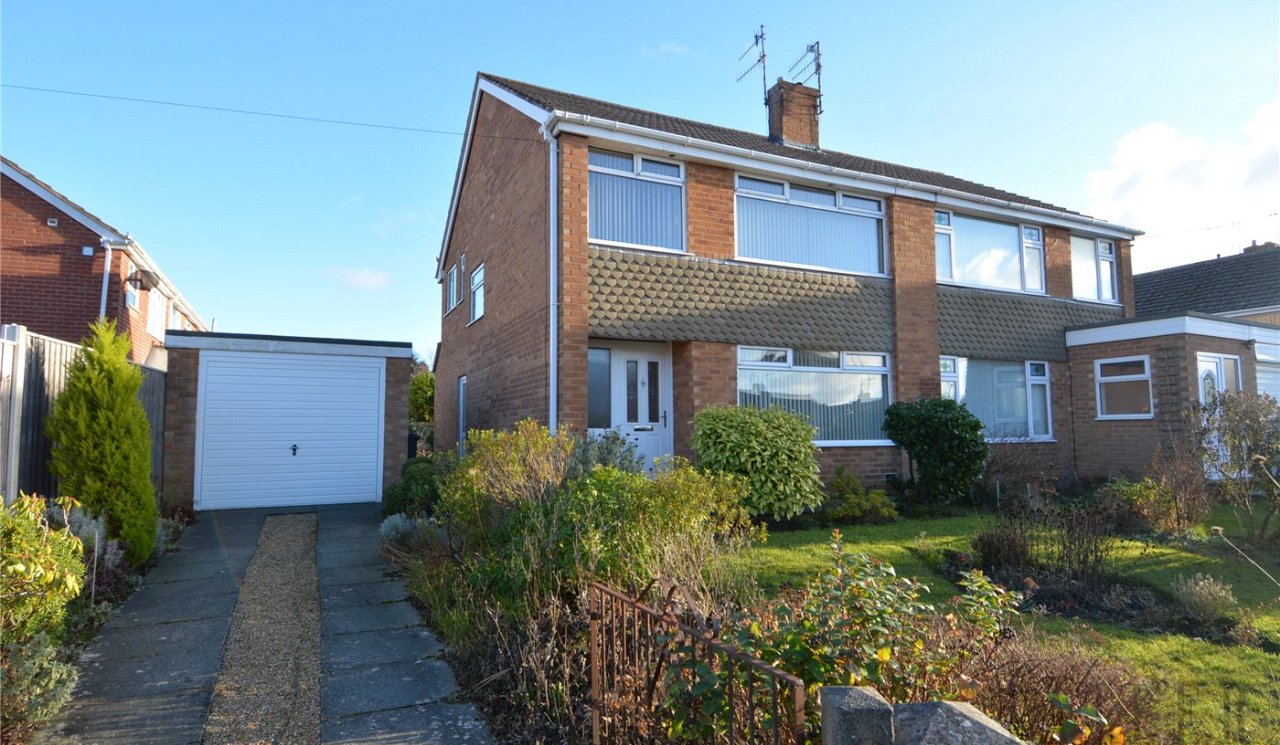 3 bedroom property for sale in Holmlands Drive, Prenton, Wirral, CH43