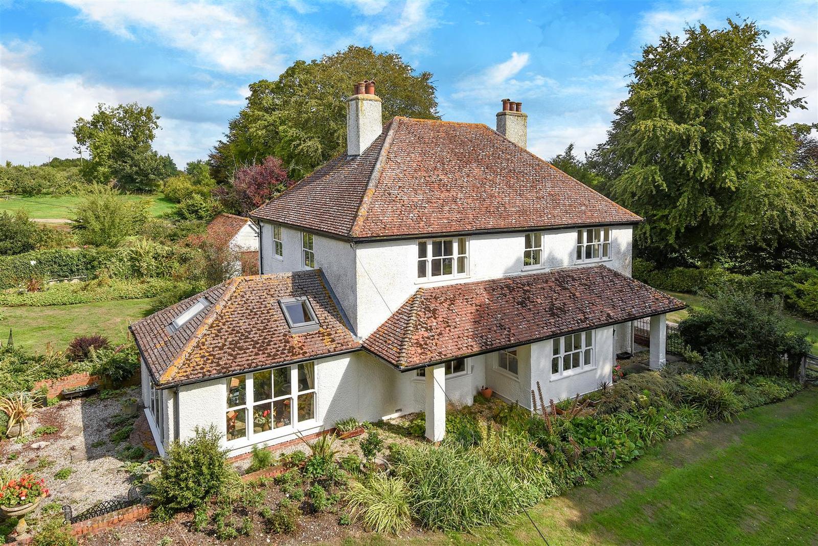 4 bedroom property for sale in Manor Road, Wantage Guide price £1,500,000