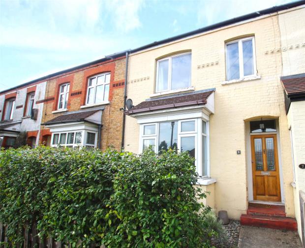 2 bedroom property for sale in Byfleet, West Byfleet, Surrey, KT14