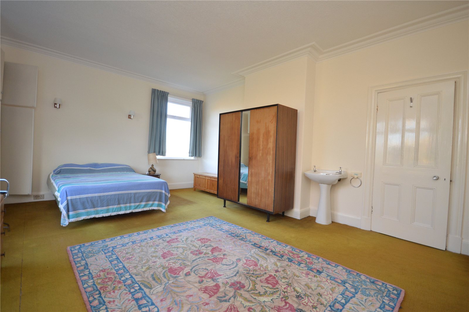 Property for sale in Sandal, interior spacious bedroom