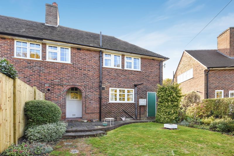 3 bedroom property for sale in Guildford, Onslow Village £525,000