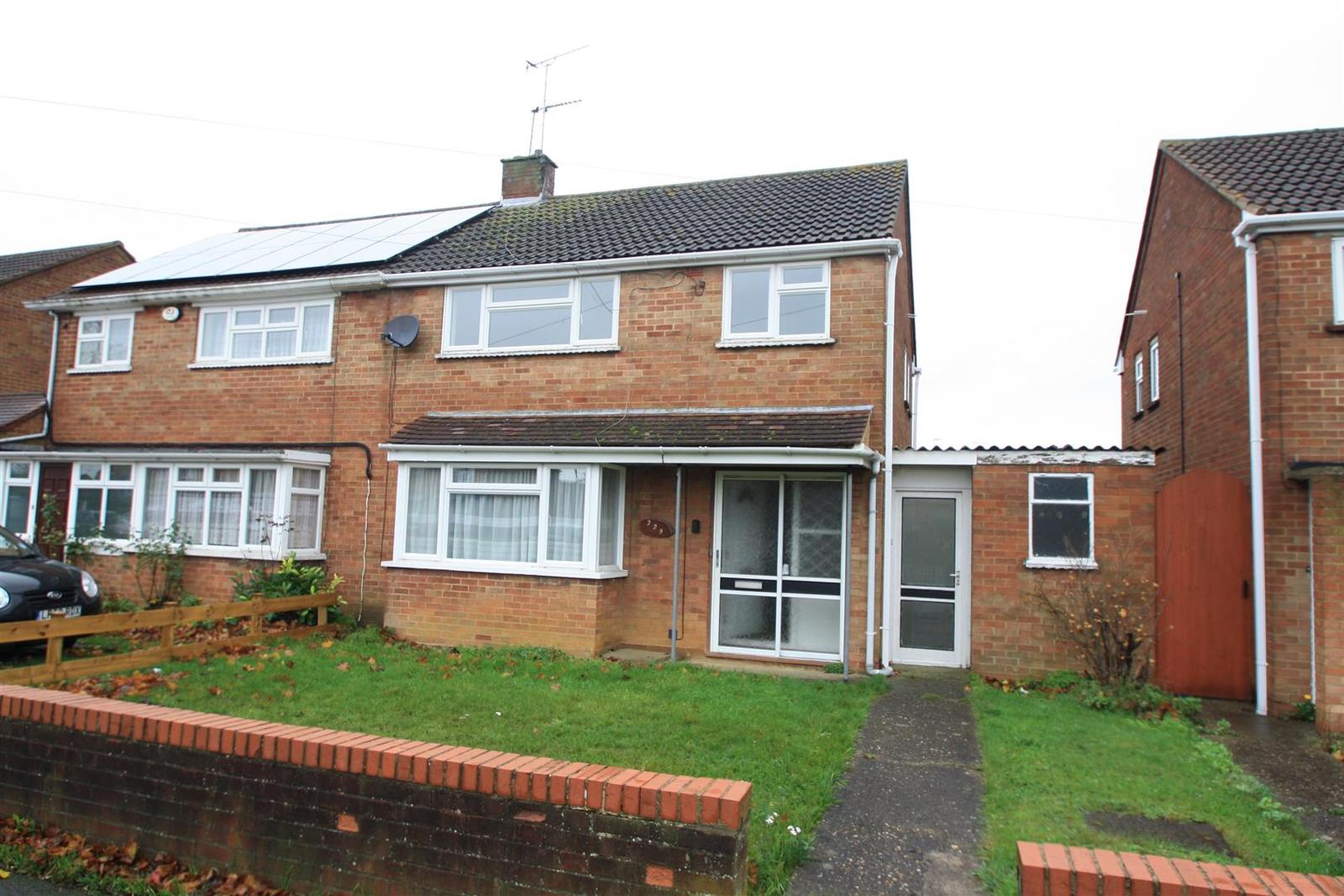 3 bedroom property for sale in Whaddon Way, Bletchley, Milton Keynes