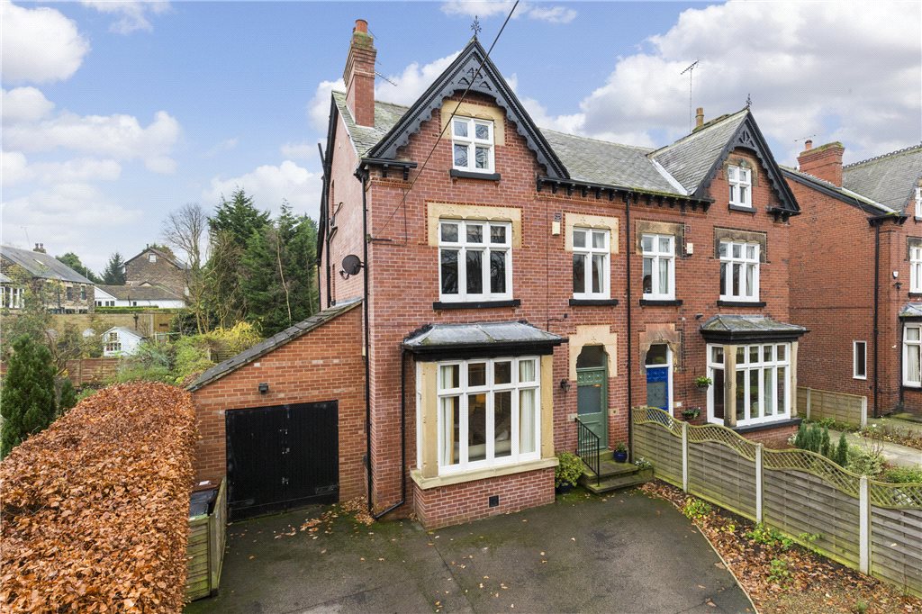 5 bedroom property for sale in Lidgett Park Road, Roundhay, Leeds, LS8