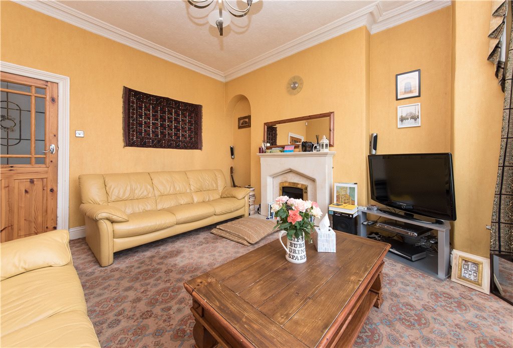 3 bedroom property for sale in Highfield Lane, Keighley, West Yorkshire