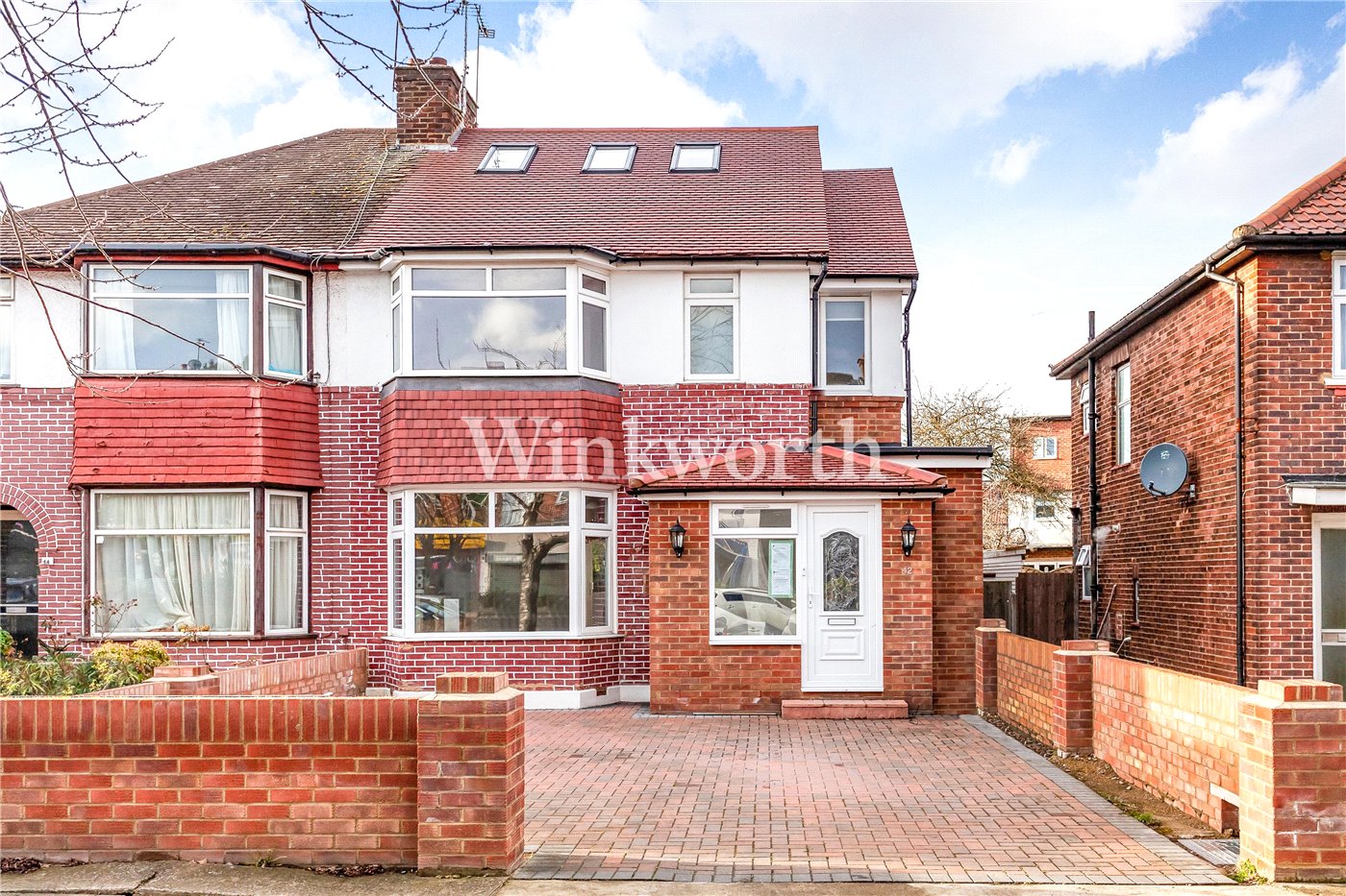 4 bedroom property for sale in Pennine Drive, London, NW2 £750,000