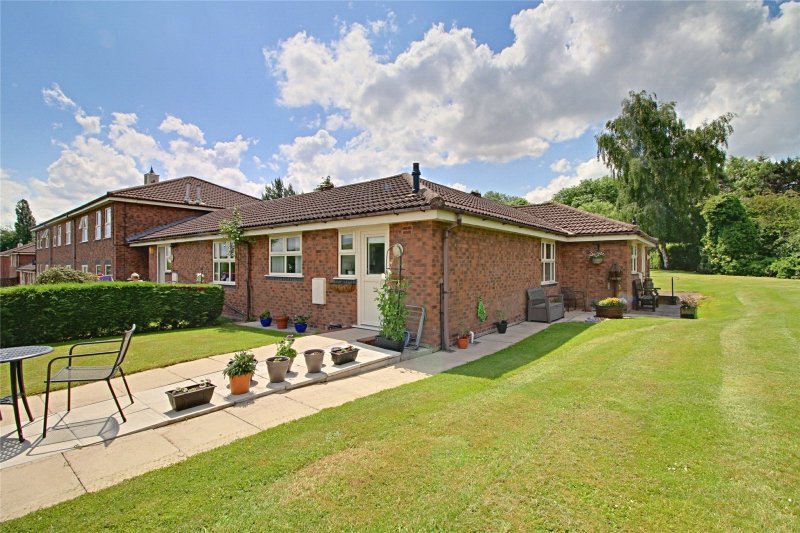 1 bedroom property in Tudor Court, Willerby Offers in excess of £110,000