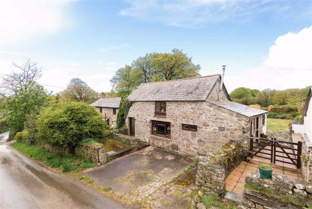 Stags 2 bedroom property for sale in Lower Tregunnon, Altarnun