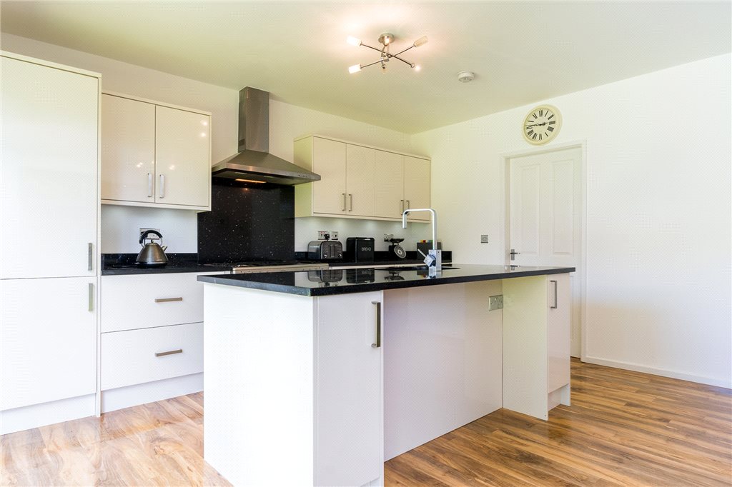 3 Bedroom Property For Sale In Harlow Avenue Harrogate North
