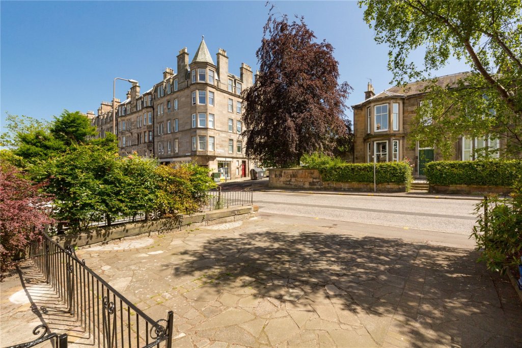 3 bedroom apartment for sale in Gilmore Place, Edinburgh, Midlothian