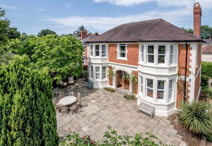 Stags 5 bedroom property for sale in Staplegrove Road, Taunton