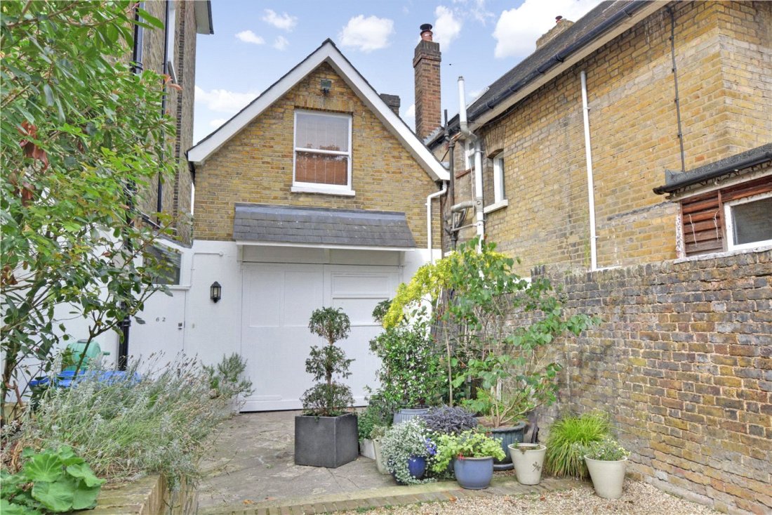 6 bedroom property for sale in Court Road, Eltham, SE9 £2,000,000