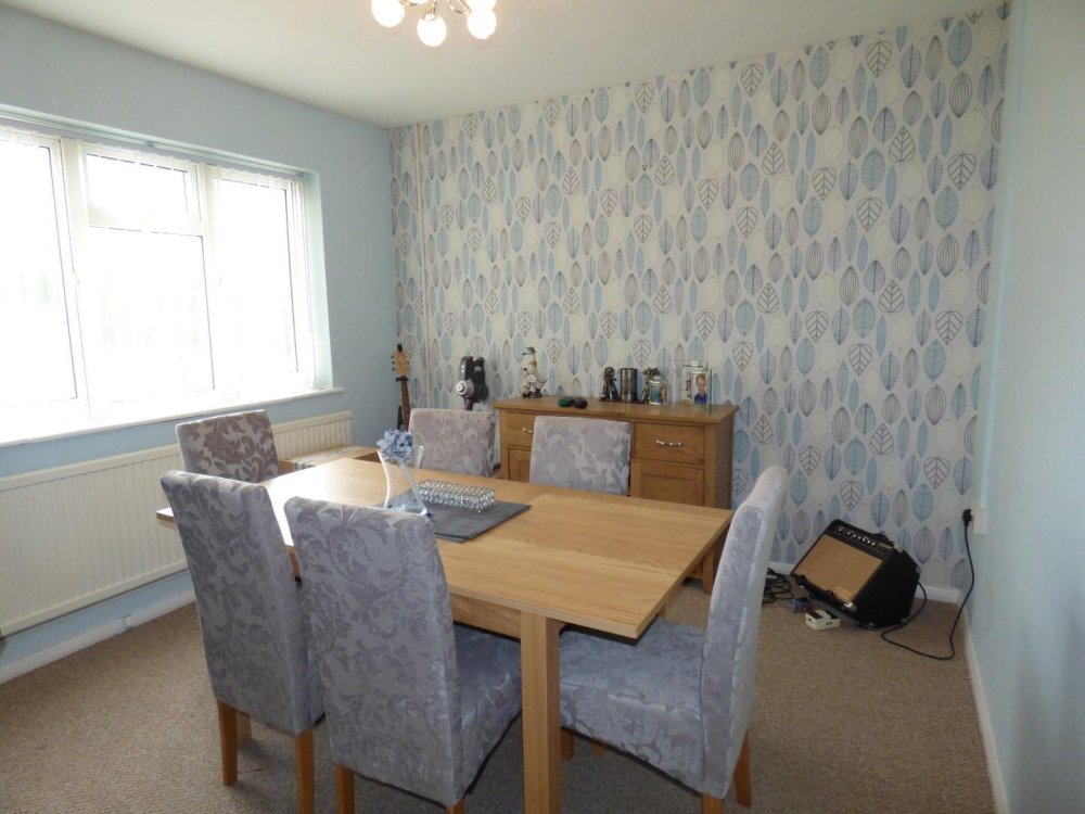 3 Bedroom Property To Let In The Broadway Market Harborough