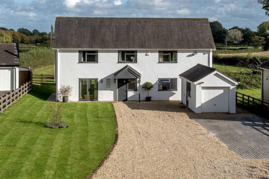 Stags 4 bedroom property for sale in Hatch Beauchamp, Taunton