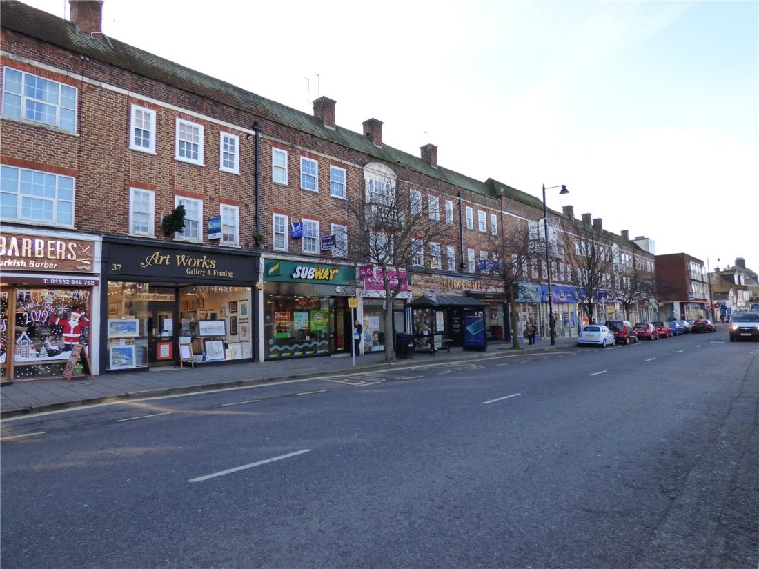 1 bedroom property for sale in High Street, Weybridge, Surrey, KT13 £