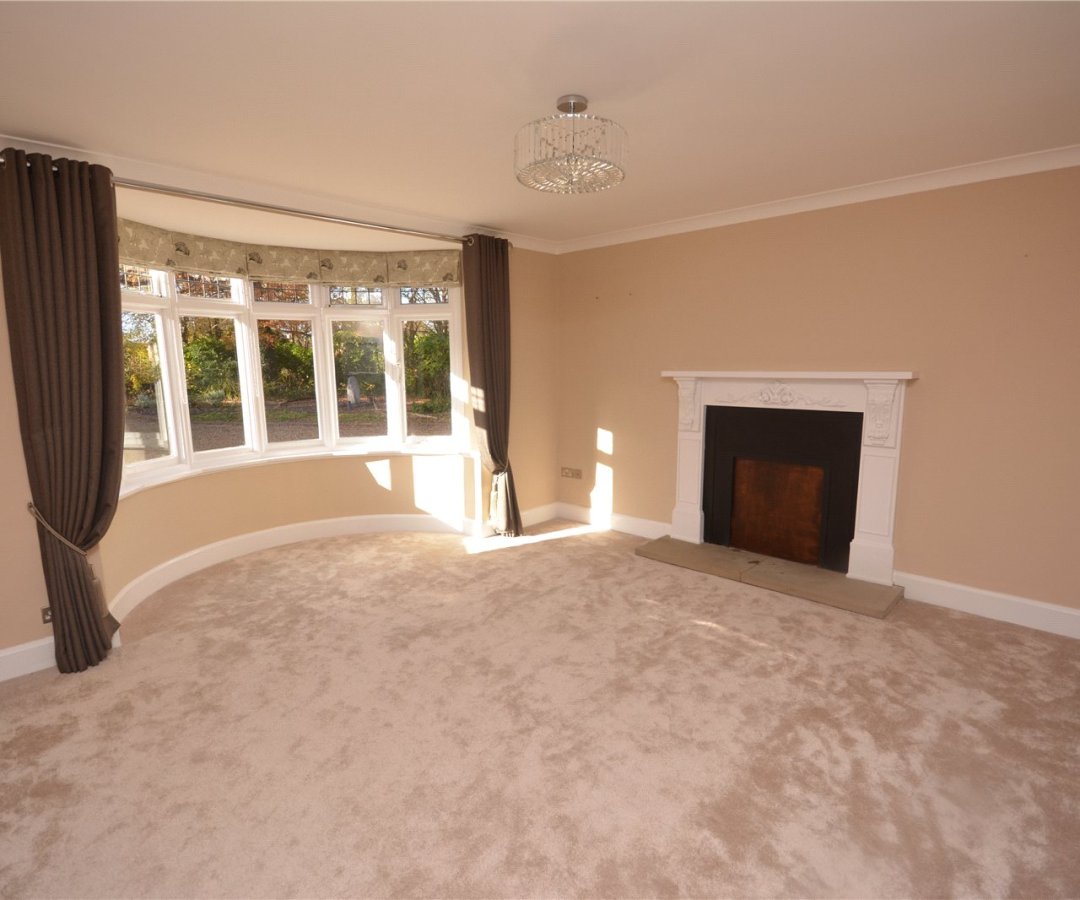Jackson Stops 4 Bedroom Property To Let In Nash S Lane
