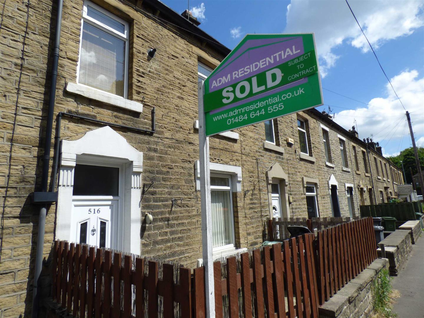 2 bedroom property for sale in Manchester Road, Linthwaite