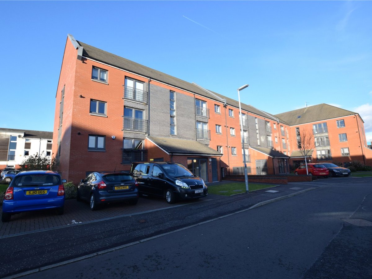 2 bedroom apartment for sale in Craigend Circus, Anniesland, Glasgow