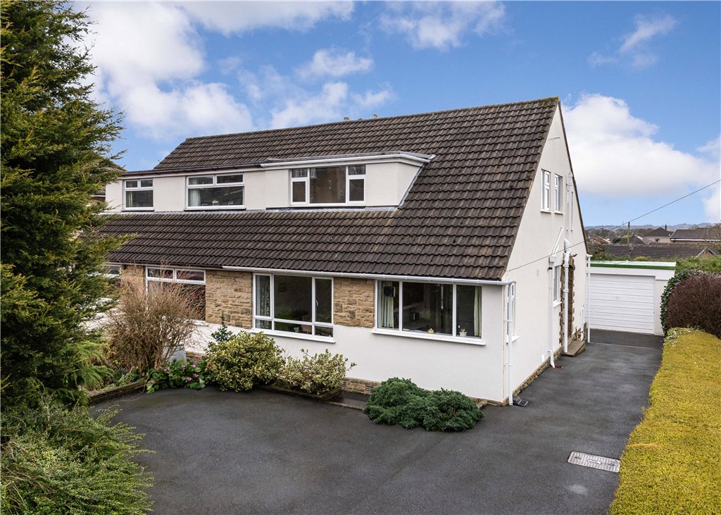 3 bedroom property for sale in Otley Road, Eldwick, Bingley, BD16 £