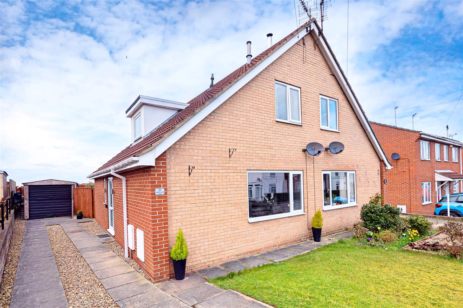 3 bedroom property for sale in Marlborough Avenue, Hornsea £162,500