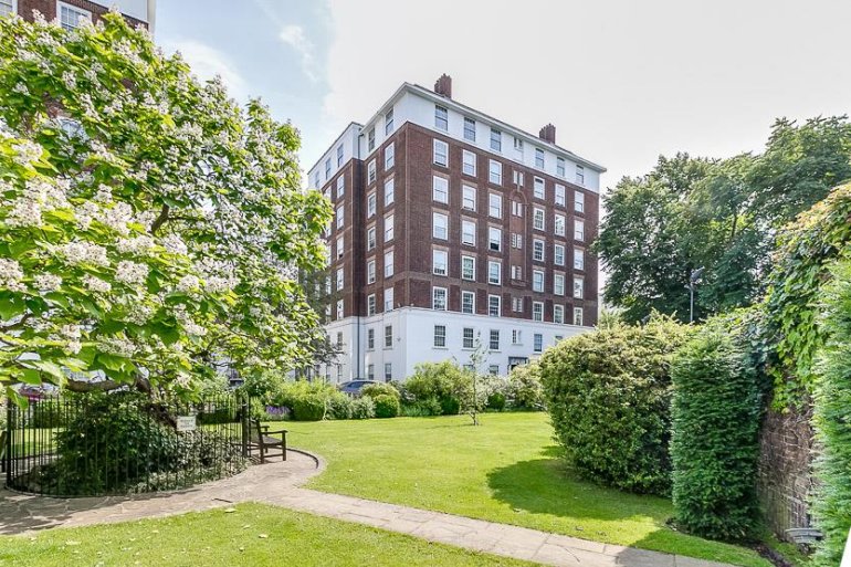 4 bedroom property for sale in North End House, Fitzjames Avenue