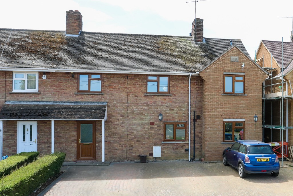 4 bedroom property for sale in Boughton Road, Northampton £325,000