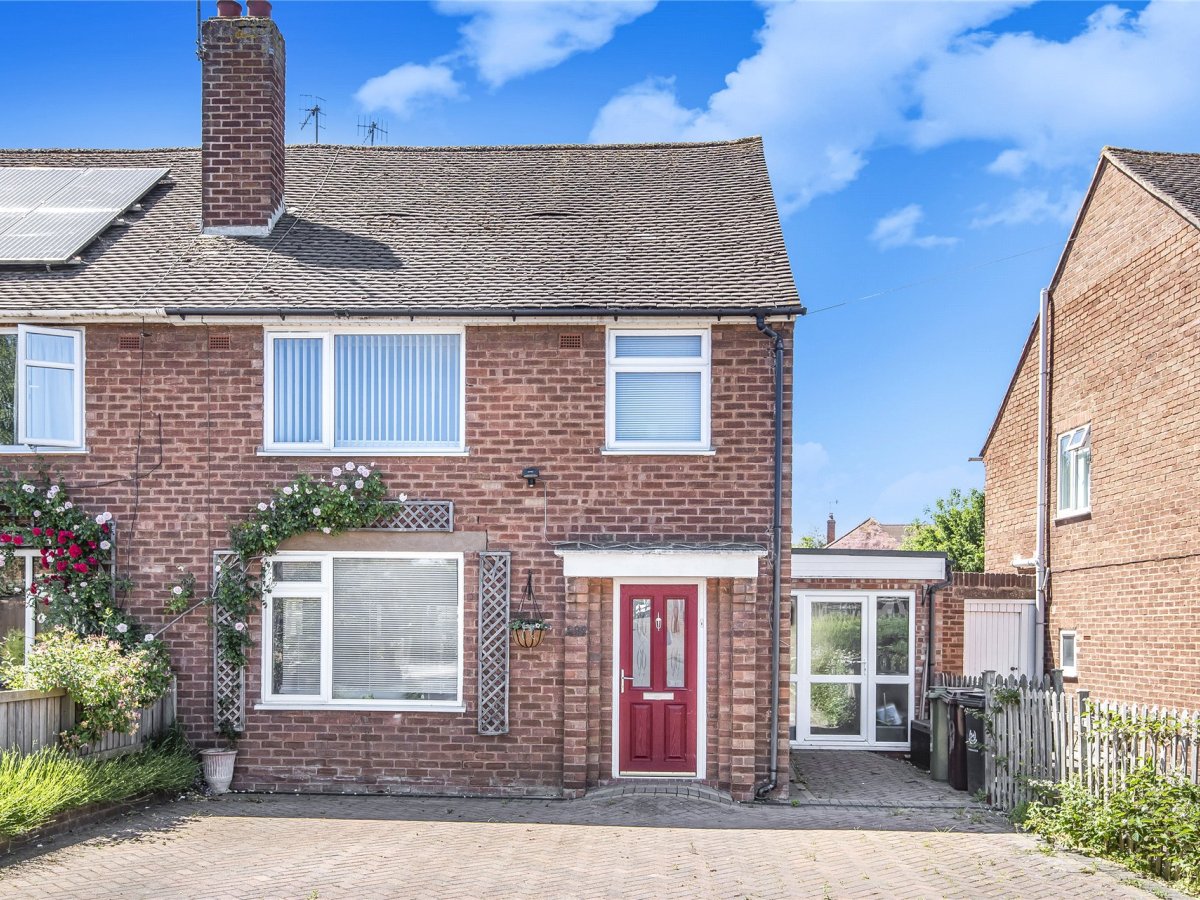 Andrew Grant 3 bedroom property for sale in Bromwich Road, Worcester