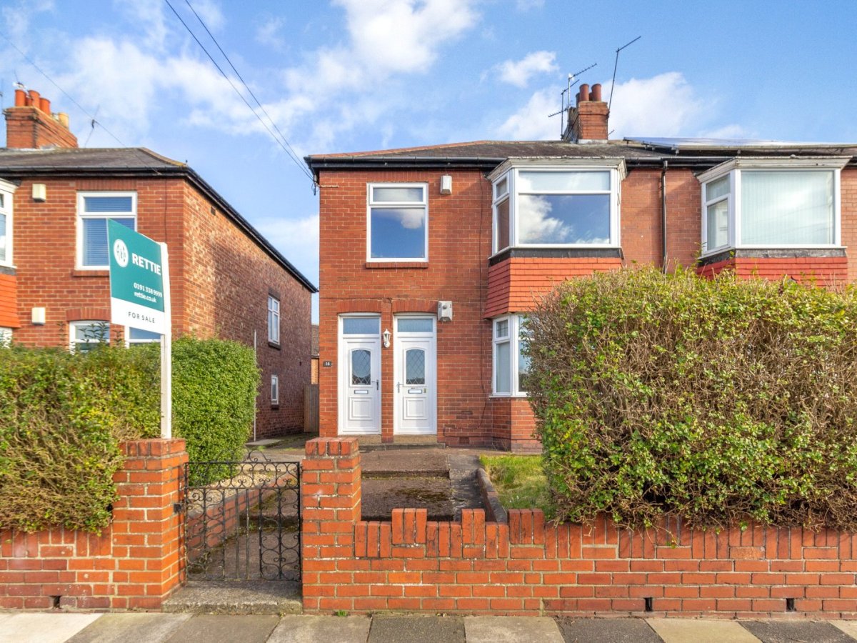 3 bedroom apartment for sale in Faldonside, Heaton, Newcastle Upon Tyne