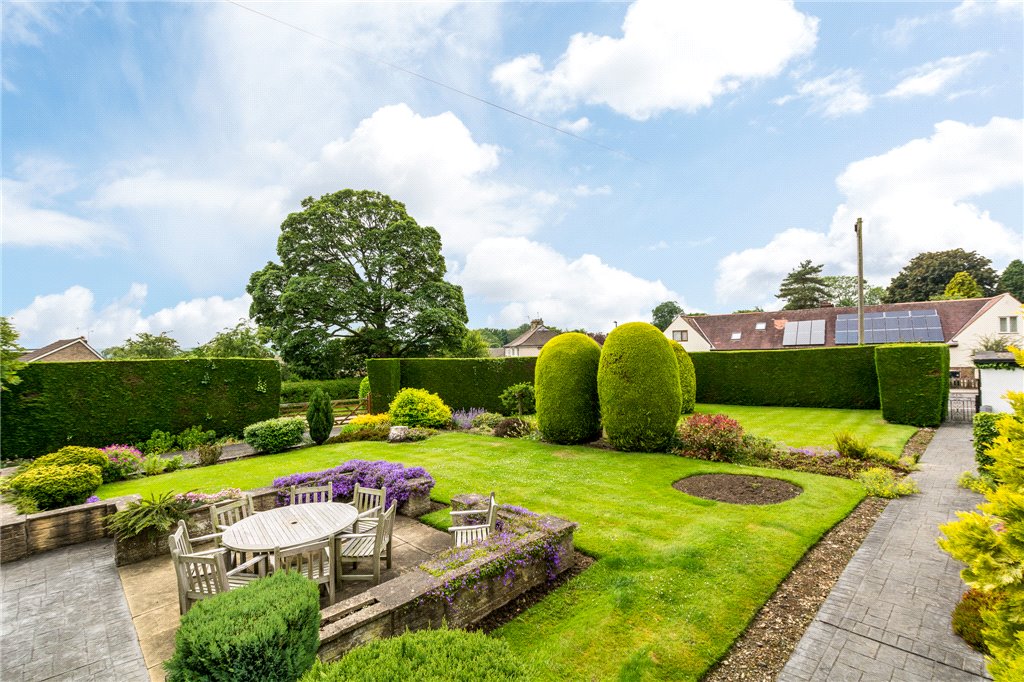 3 bedroom property for sale in Lark Lane, Ripon, North Yorkshire, HG4