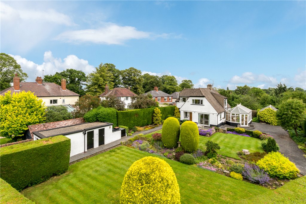 3 bedroom property for sale in Lark Lane, Ripon, North Yorkshire, HG4