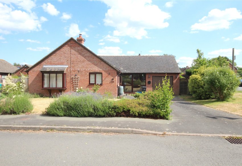 3 bedroom property for sale in Beeches Park, Boughrood, Brecon, LD3